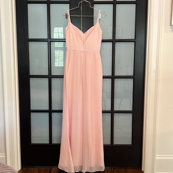 V neck gown with gathering in front - Picture 5 of 5
